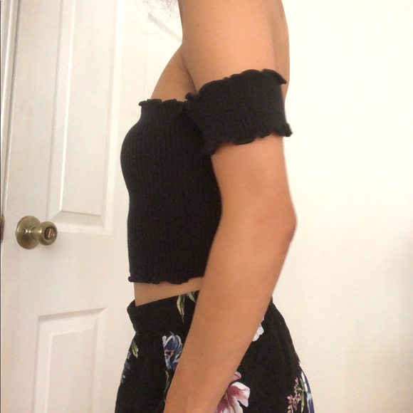 Black shoulderless top size small - Picture 5 of 5